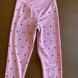 Beach Riot Dotty Leggings in Heart